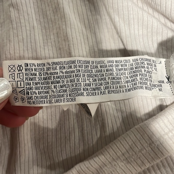 Forever 21, size small, white crop top, with ties - Picture 5 of 5